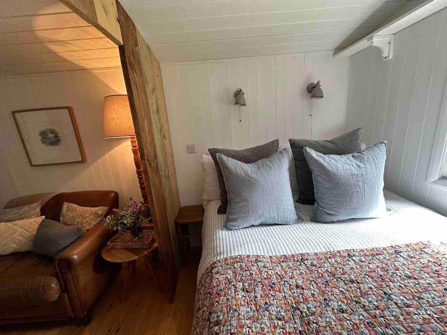 בודמין Cornwall Woodland Shepherd'S Hut Deirdres Hut מראה חיצוני תמונה