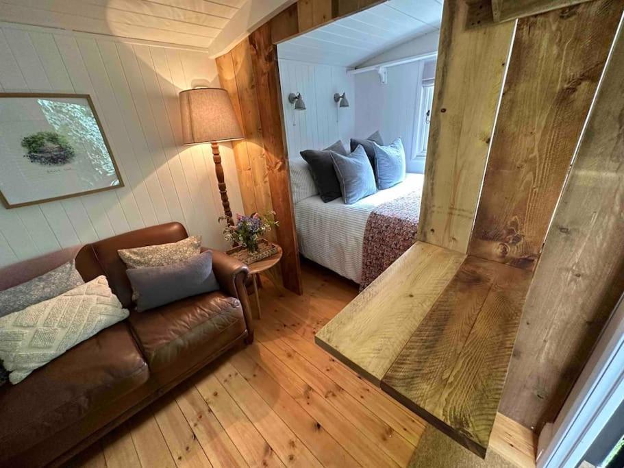 בודמין Cornwall Woodland Shepherd'S Hut Deirdres Hut מראה חיצוני תמונה
